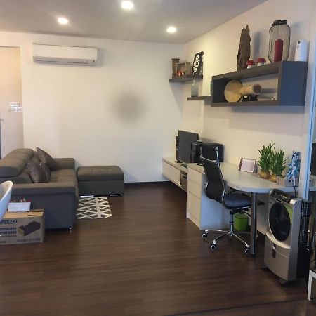 Silk Sky Residence Seri Kembangan Bagian luar foto