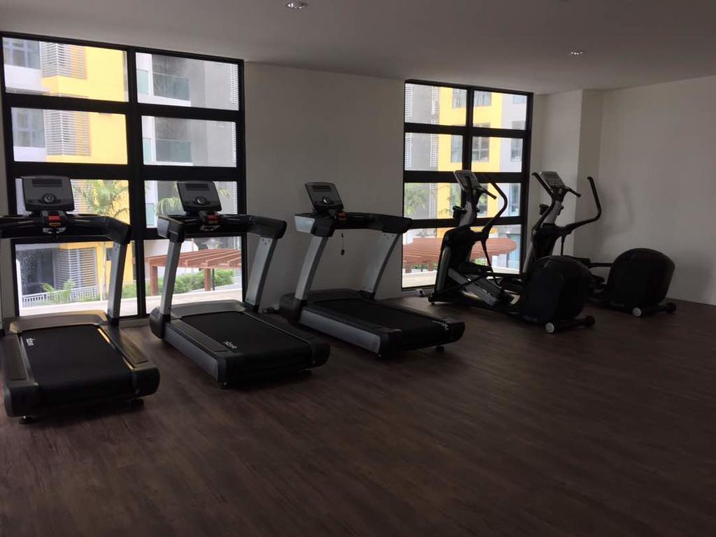 Silk Sky Residence Seri Kembangan Bagian luar foto