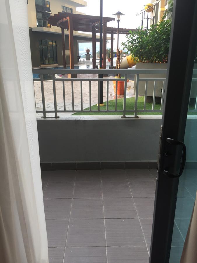 Silk Sky Residence Seri Kembangan Bagian luar foto