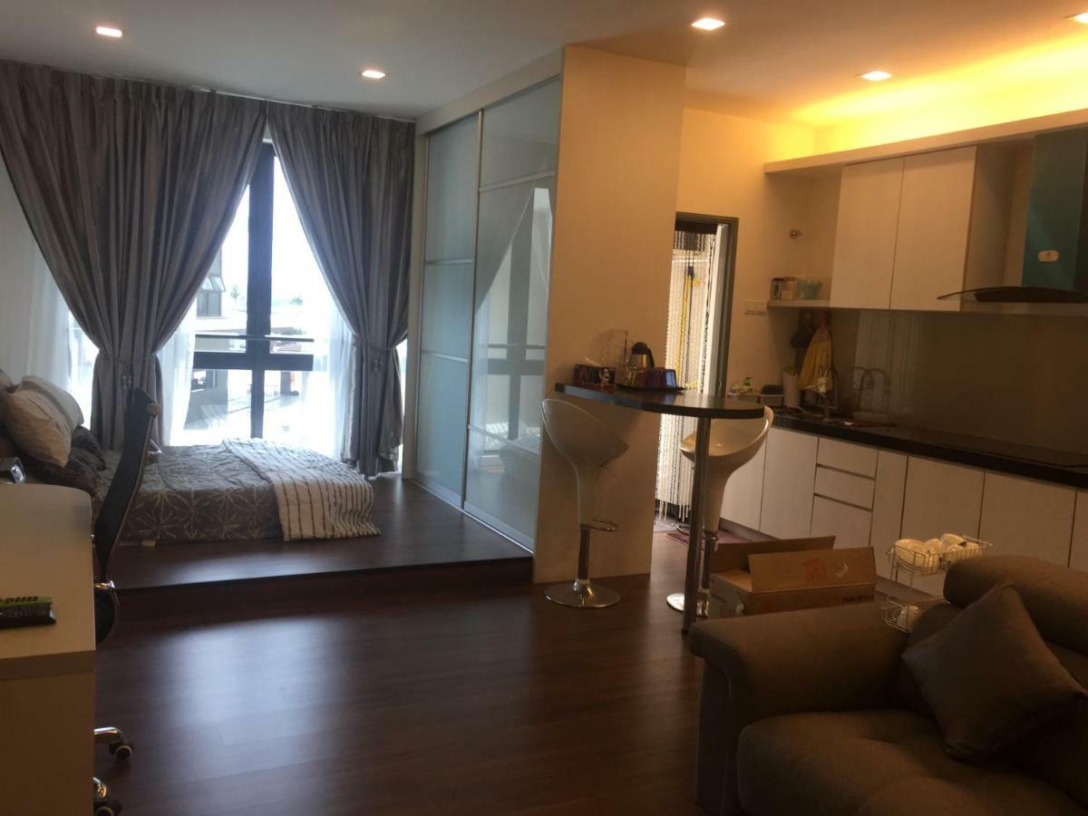Silk Sky Residence Seri Kembangan Bagian luar foto